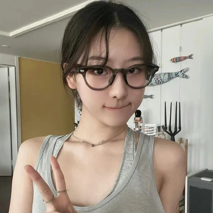 举起手来